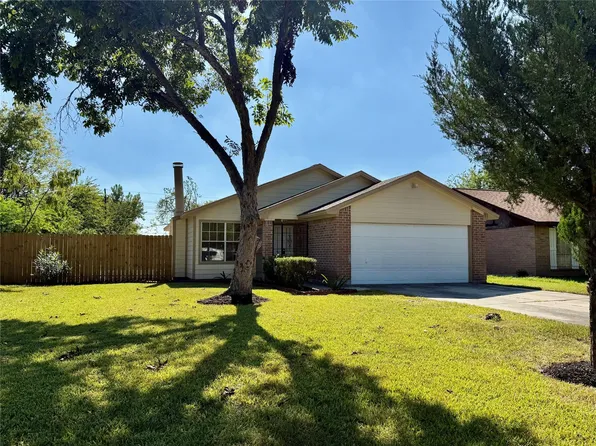 7535 Roaring Springs Dr, Houston, TX 77064