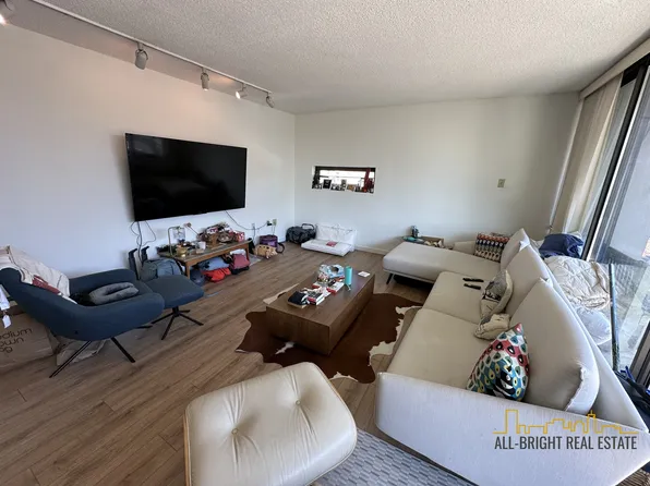 566 Commonwealth Ave, Boston, MA