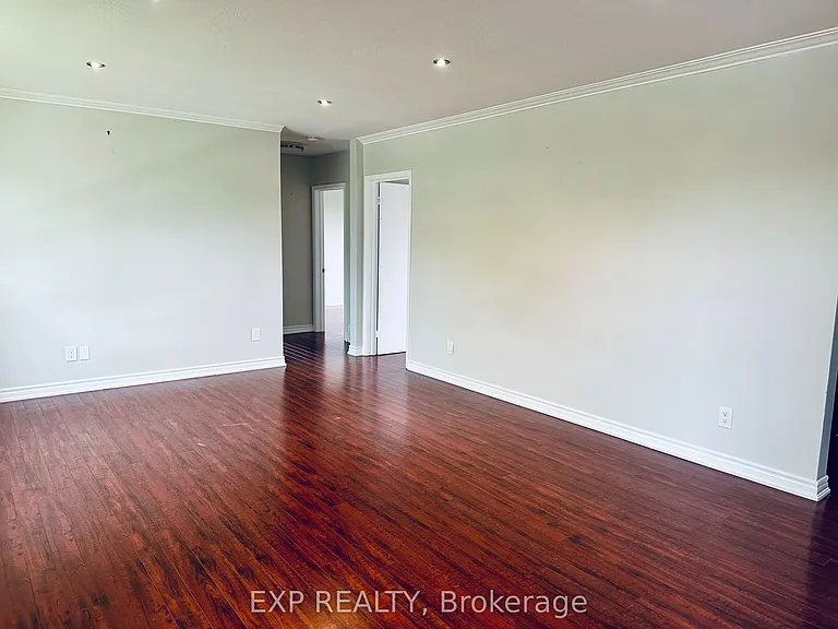 1374 Charles Dr #2B — Photo 12