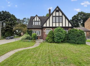 6040 Latshaw St, Niagara Falls, ON L2G1R2