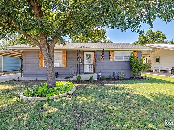 5th image of 1605 Linda Lee Dr