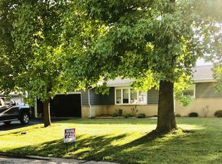 209 Rayjon Dr, Oreana, IL 62554