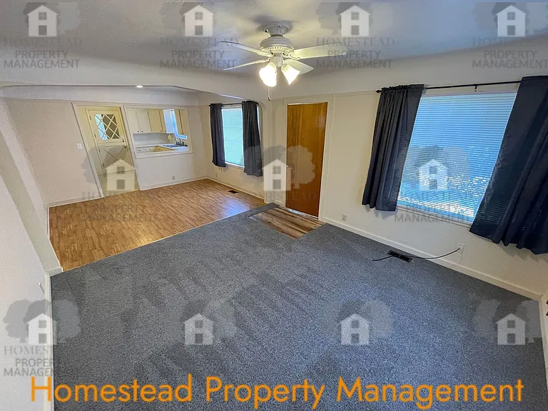287 SE Ash St — Photo 6