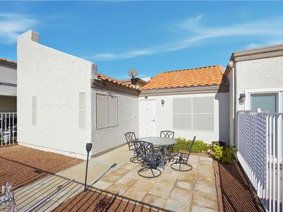 2229 High Dunes Ln, Laughlin, NV, 89029