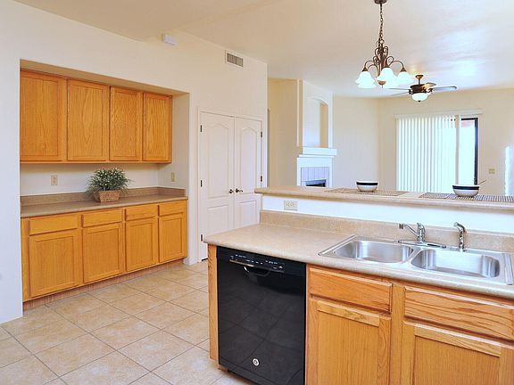 3rd image of 7597 S Granite Hill Dr