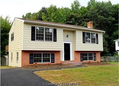 1st image of 24 Willow Ln