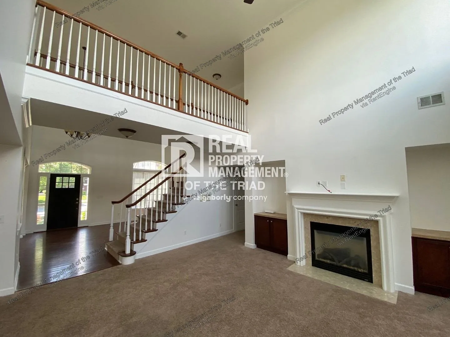 5 bed, 3.0 bath, 4443 sqft, $2,975 — Photo 4