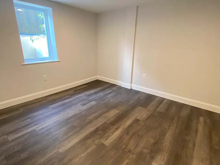 Basement Bedroom #4