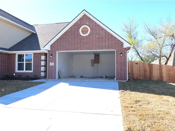 2000 Reagan Ct, Bryan, TX 77802