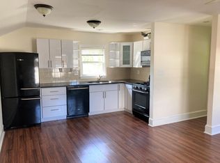 353 Daub Ave #2, Hewlett, NY 11557