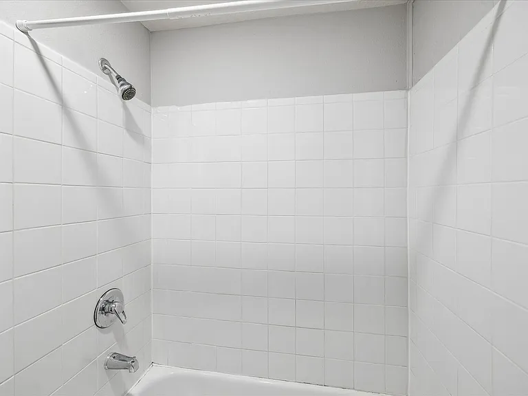 802 Stanford — Photo 10