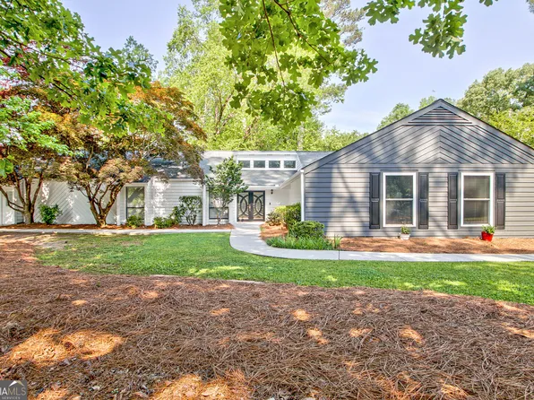 101 Cornflower Ct, Peachtree City, GA 30269