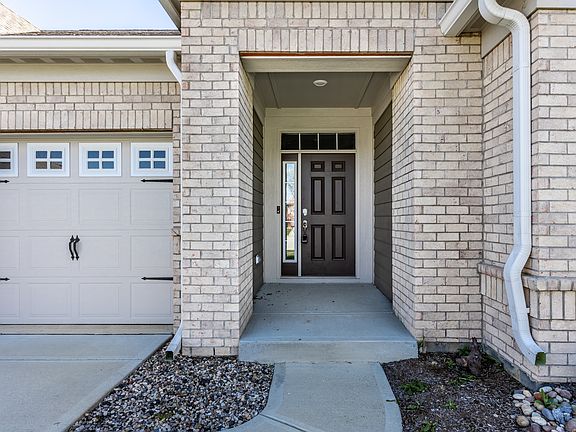 2nd image of 5926 Weldra Dr