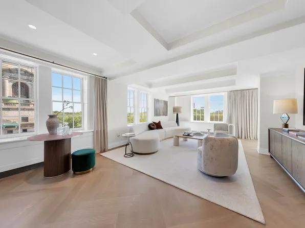 360 Central Park West image 2 of 16