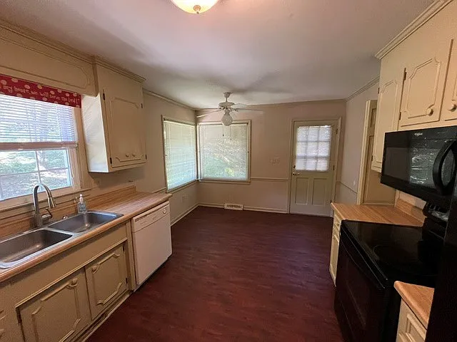 18 Olde Orchard Ln — Photo 6
