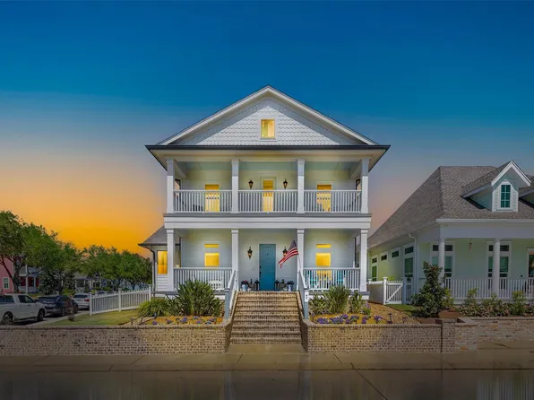 7 Mariner Pass, Galveston, TX 77554