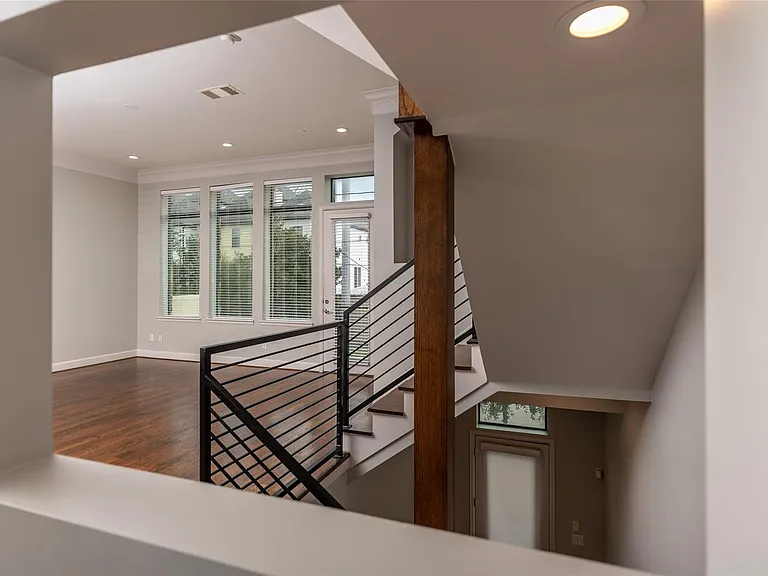 1418 Shearn St — Photo 10