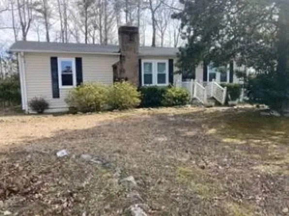 21005 Flatfoot Rd, Stony Creek, VA 23882