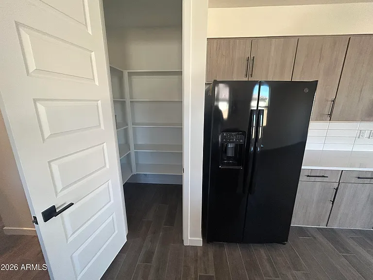 1626 E Evelyn St — Photo 12