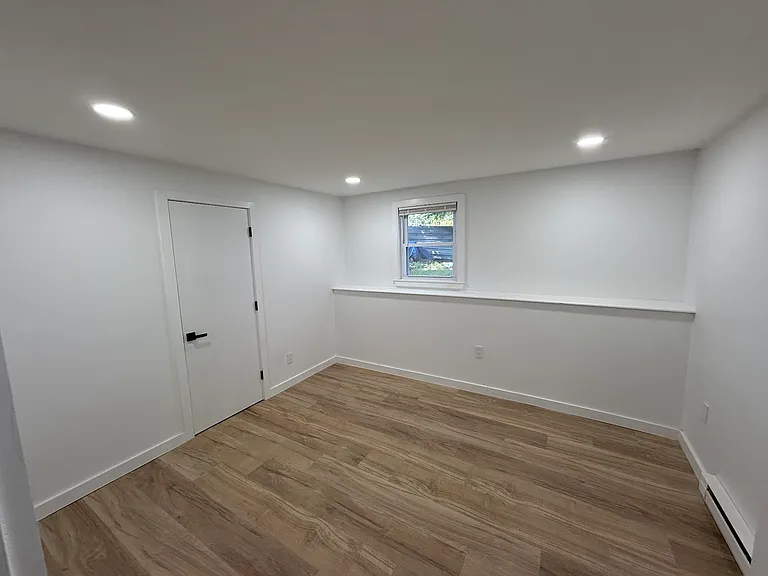 35 Hooker St #1 — Photo 5