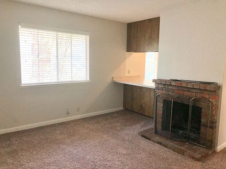 1712 S Street — Photo 5