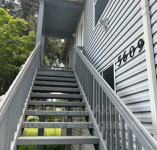 5609 SE 117th Ave #5609 — Photo 3