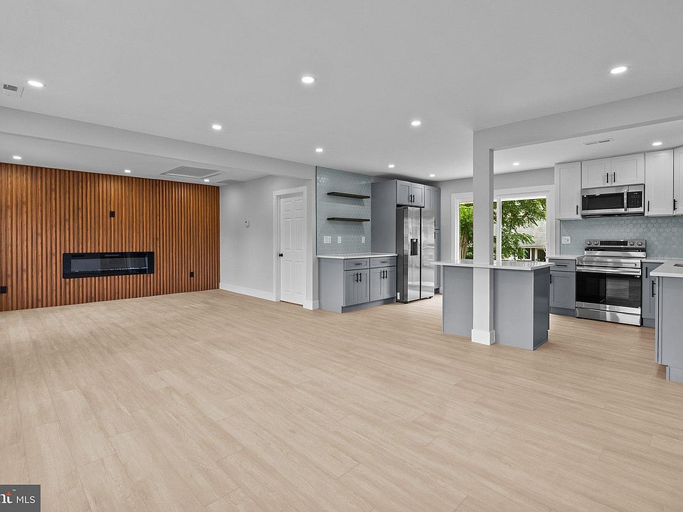 2nd image of 36 Violet Rd