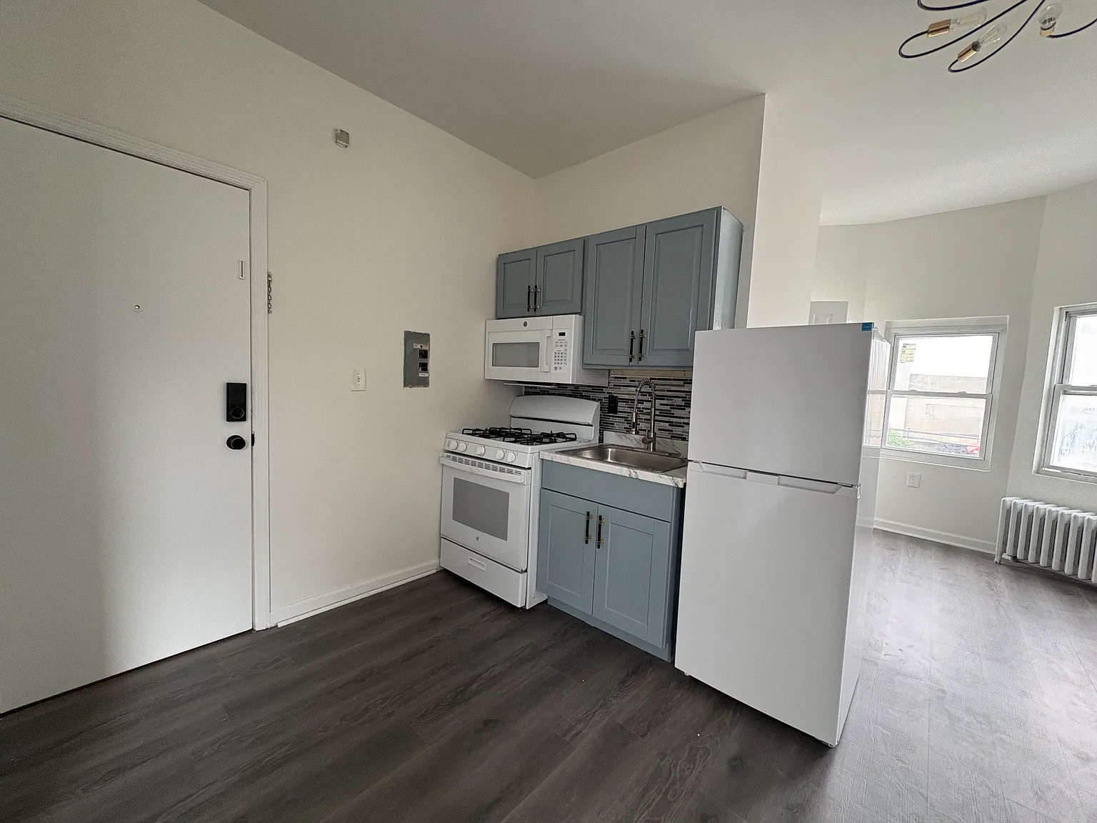 1 bed, 795 sqft, $1,650 — Photo 2