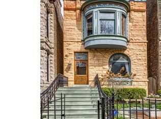 826 W Oakdale Ave, Chicago, IL