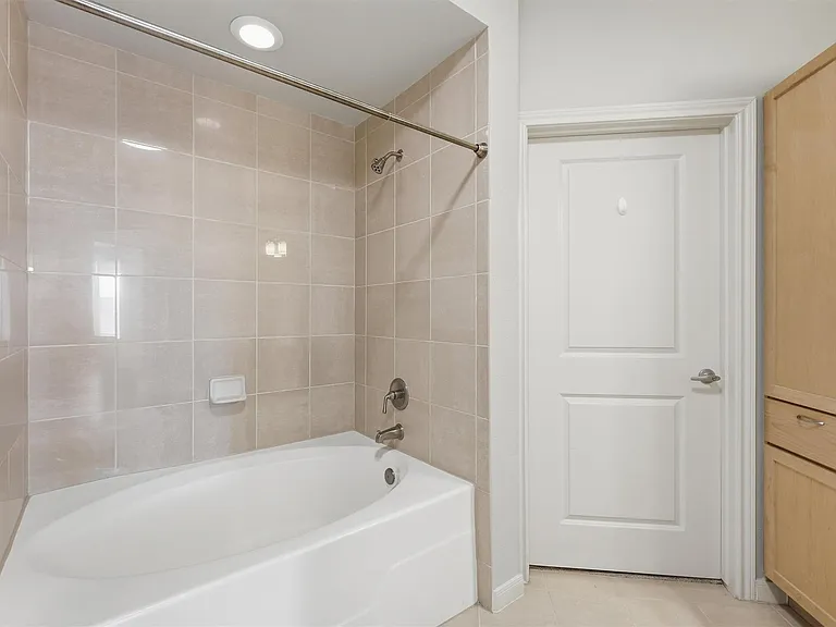 505 Jackson Hill St #307 — Photo 24