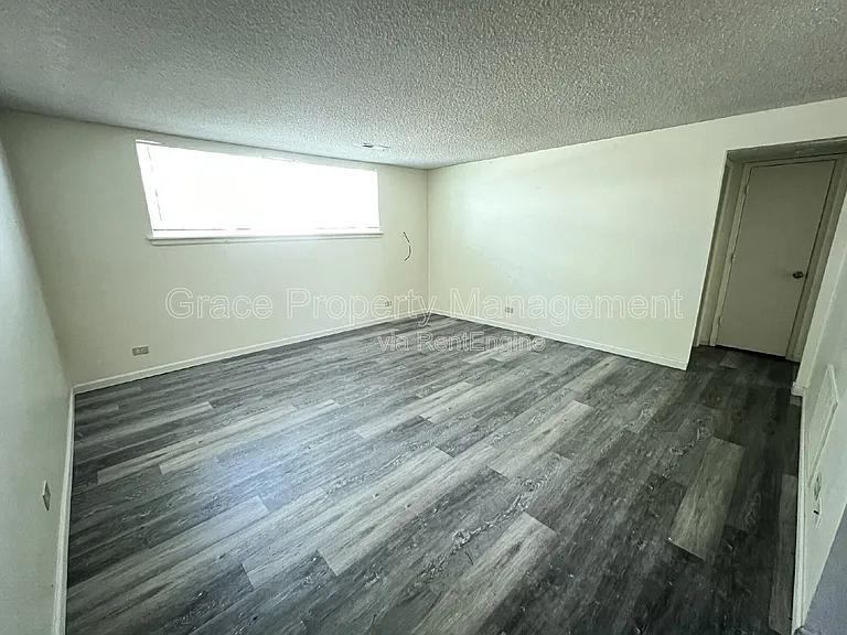 9370 E Girard Ave #8 — Photo 5