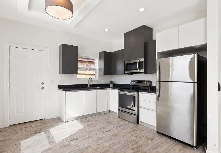 3805 Valeria St #4 — Photo 6
