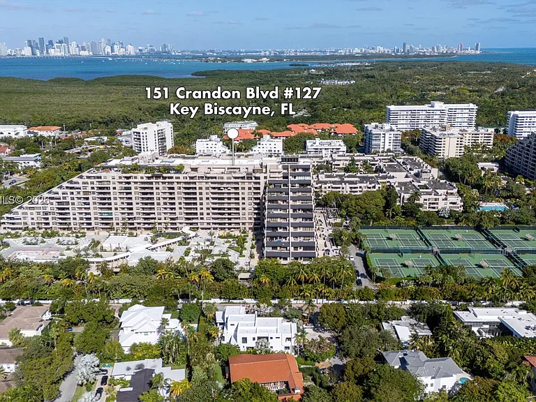 151 Crandon Blvd #127 — Photo 47