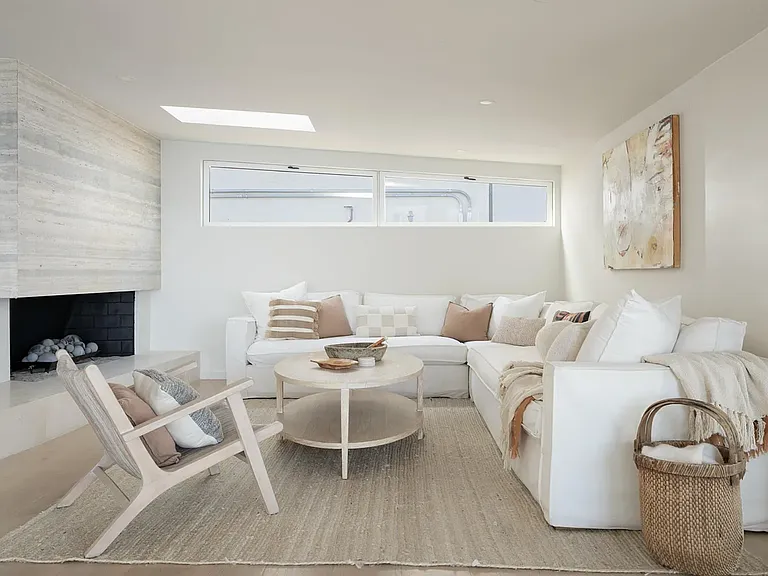 17440 Revello Dr — Photo 31