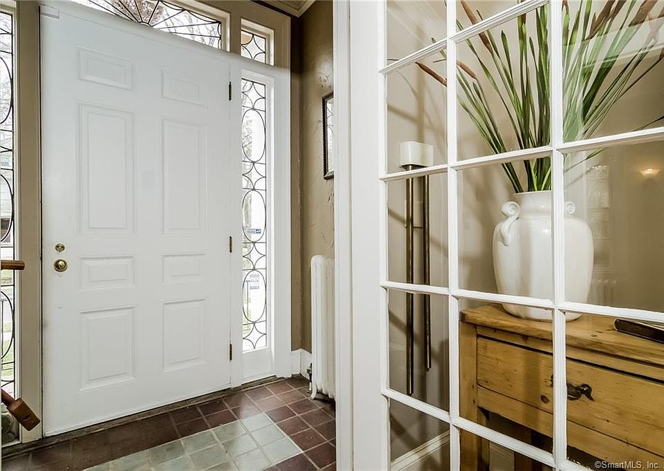 17 Concord St, West Hartford, CT 06119 Zillow