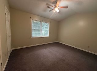 Cross Creek (Creekside Drive), Commerce, GA 30529