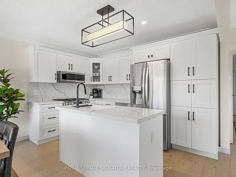 111 Eastchester Ave N #UPPER — Photo 10