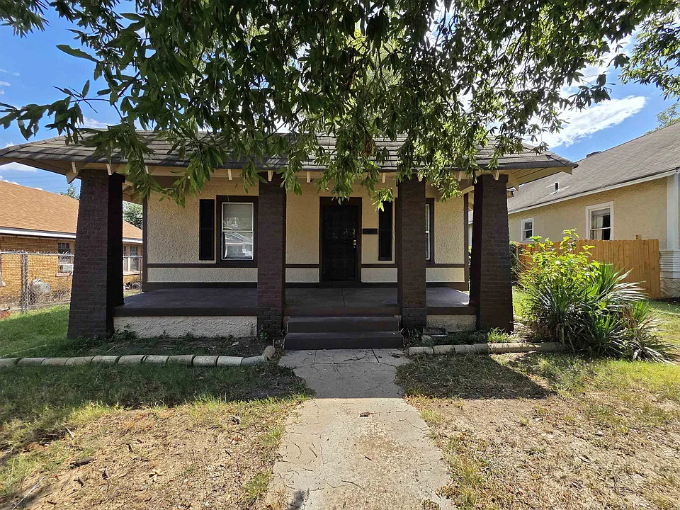 1037 Forrest Ave