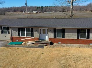 781 Iroquois St, Madisonville, KY 42431