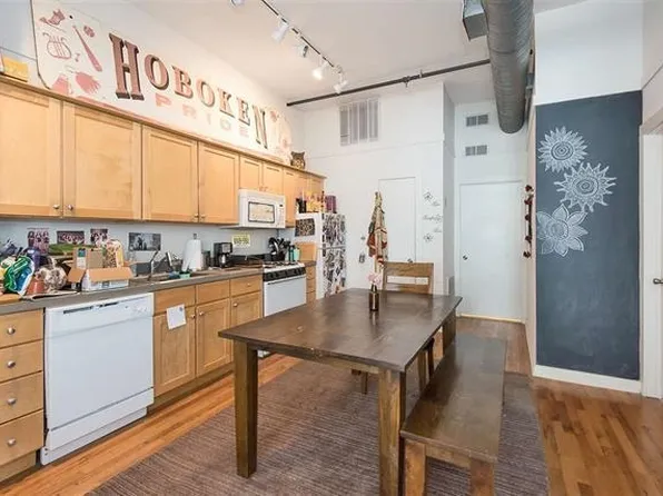 1020 Adams St #314, Hoboken, NJ 07030