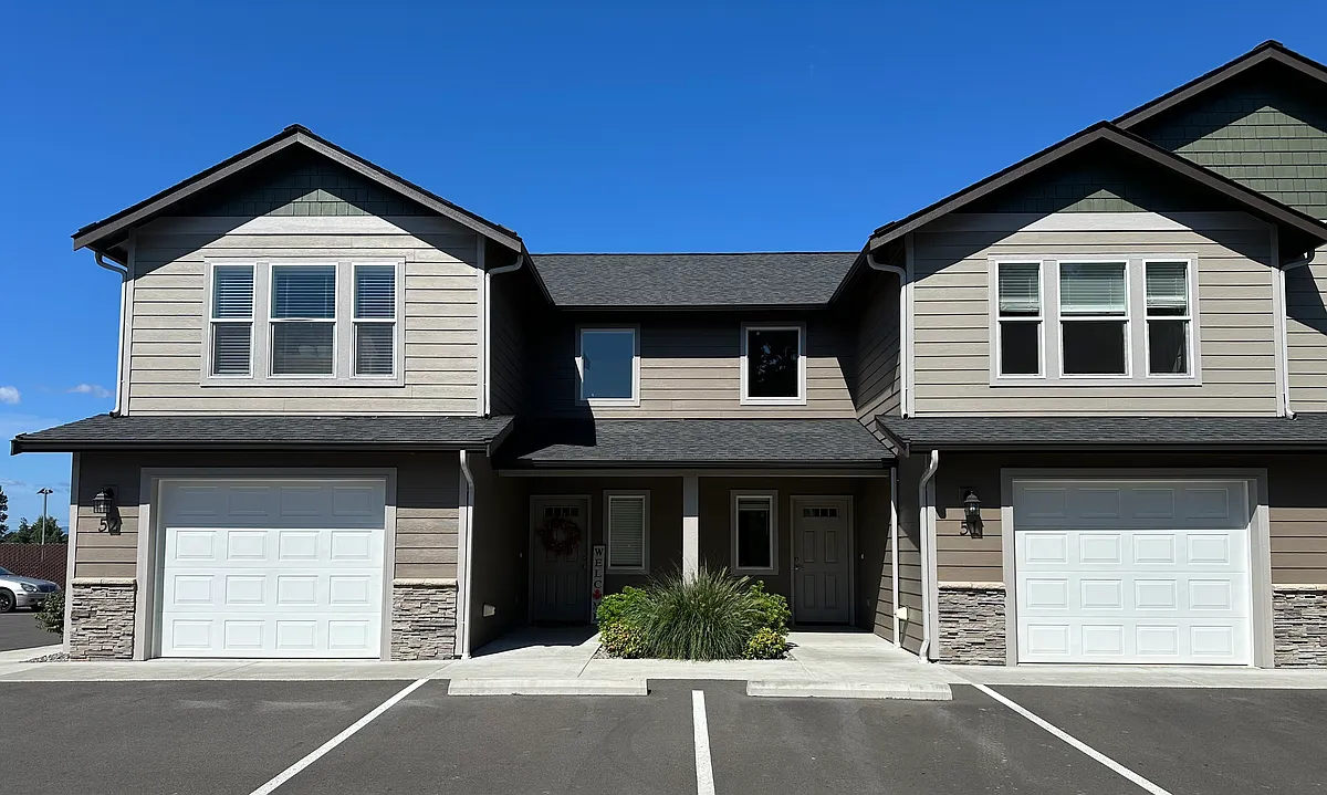 Exterior - Townhome - Jackson Park