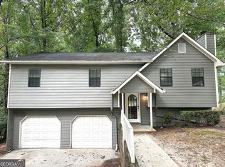 4040 Oak Stone Dr, Douglasville, GA 30135