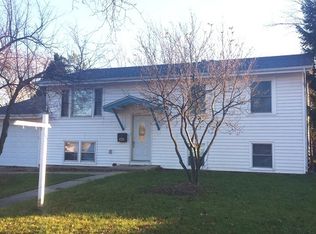 1729 Hollywood Ave, Hanover Park, IL 60133