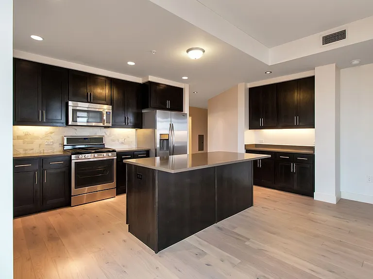 3401 Arapahoe Ave #410 — Photo 5