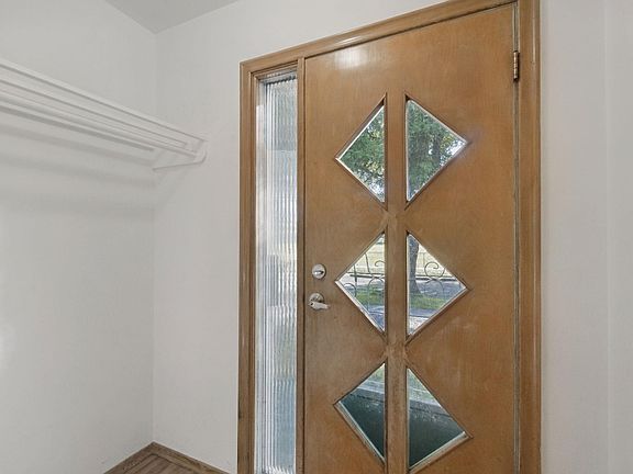 5th image of 12126 57th St NW