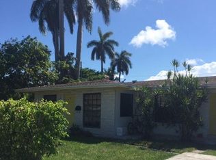917 NE 2nd St, Hallandale, FL 33009