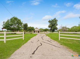14830 Fm 1346, Saint Hedwig, TX 78152
