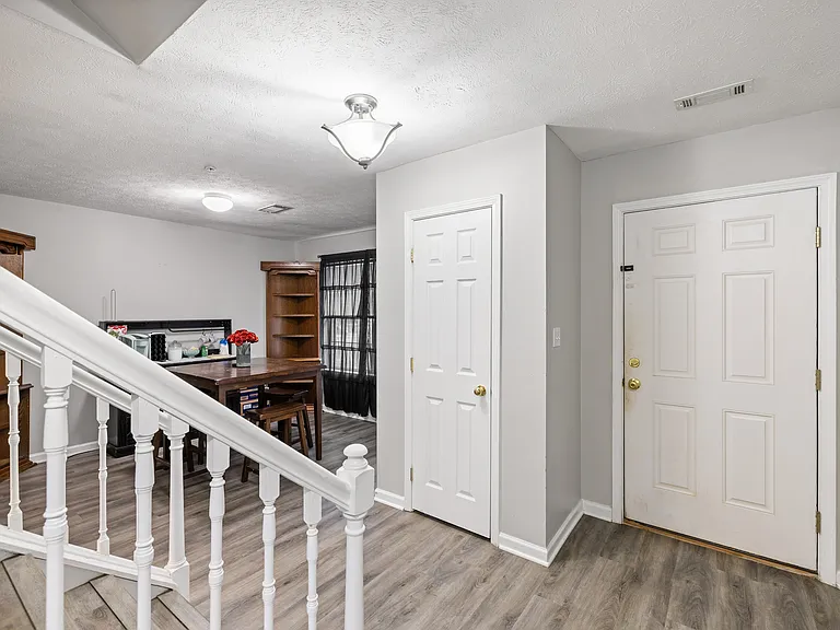 171 Swaying Pine Ct #1 — Photo 13