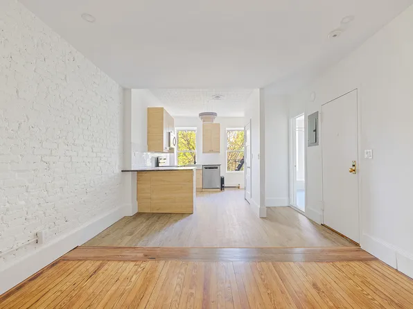 86 4th Place image 1 of 4