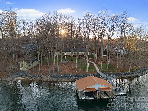 3rd image of 19709 Stough Farm Rd